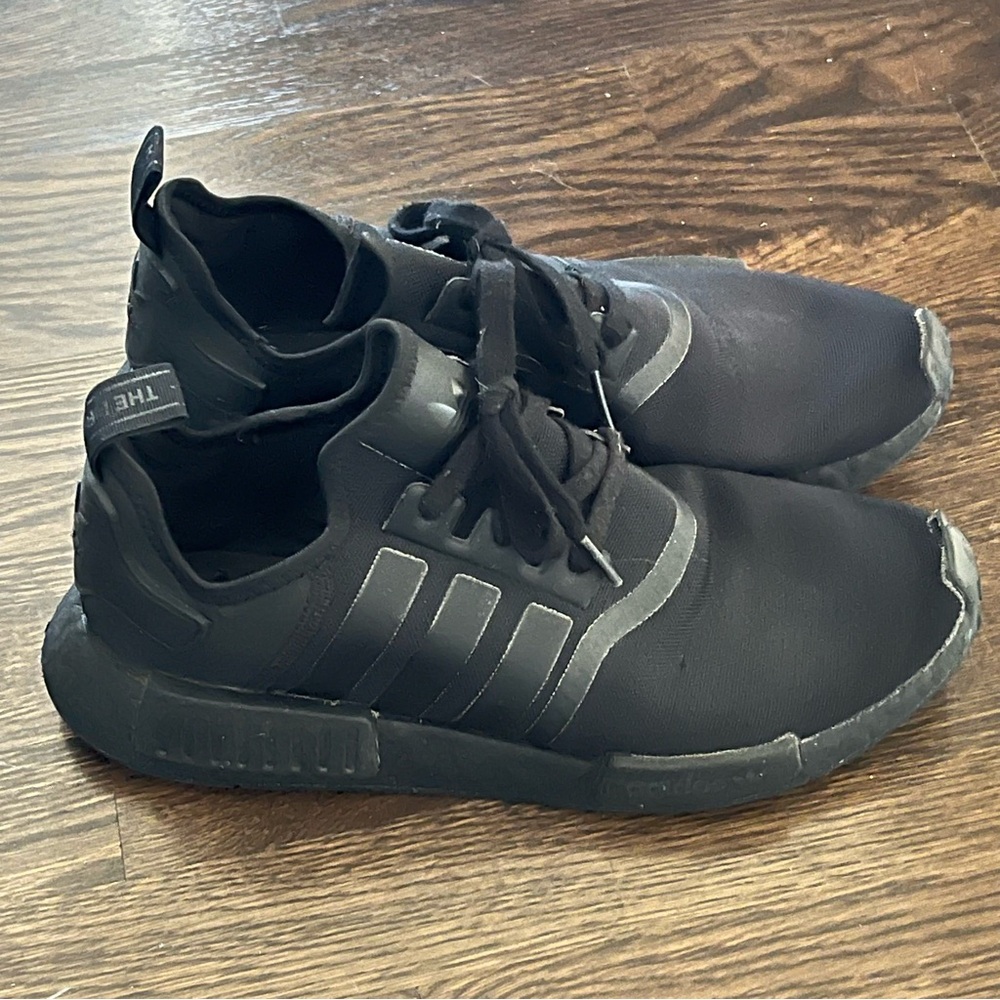 Adidas Men's NMD Triple Black Sneakers size 10.5